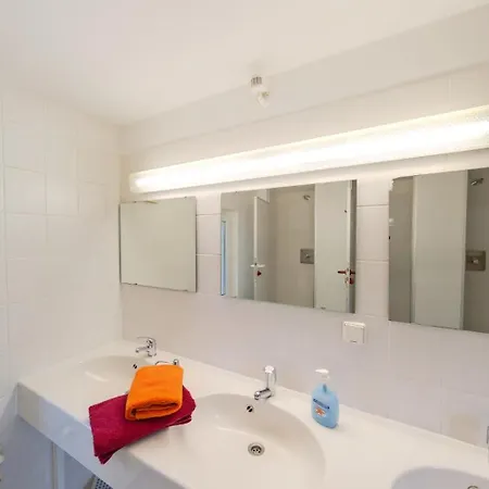 Djh Auberge de jeunesse *